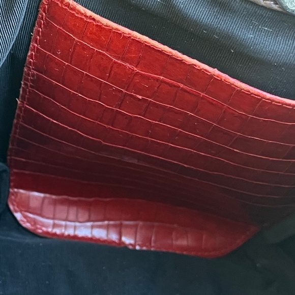 Donald J. Pliner Genuine Leather Handbag Croc-embossed Brown Patent Shine - Picture 11 of 13